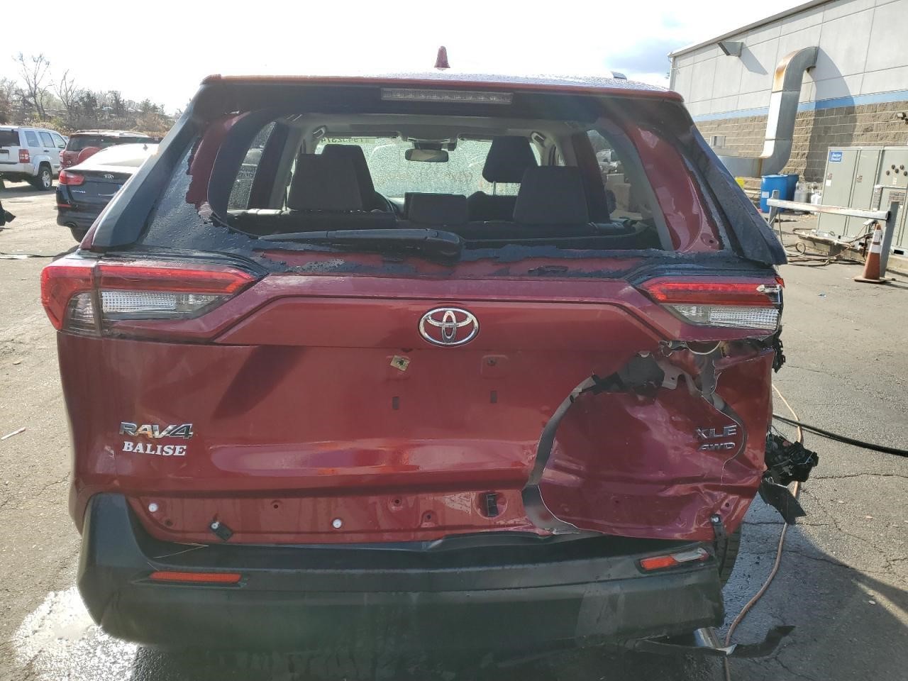 Vehicle/126391_06.jpg