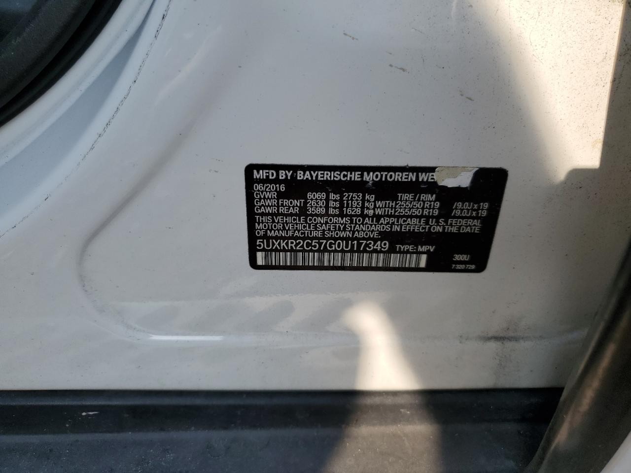 Vehicle/126432_13.jpg