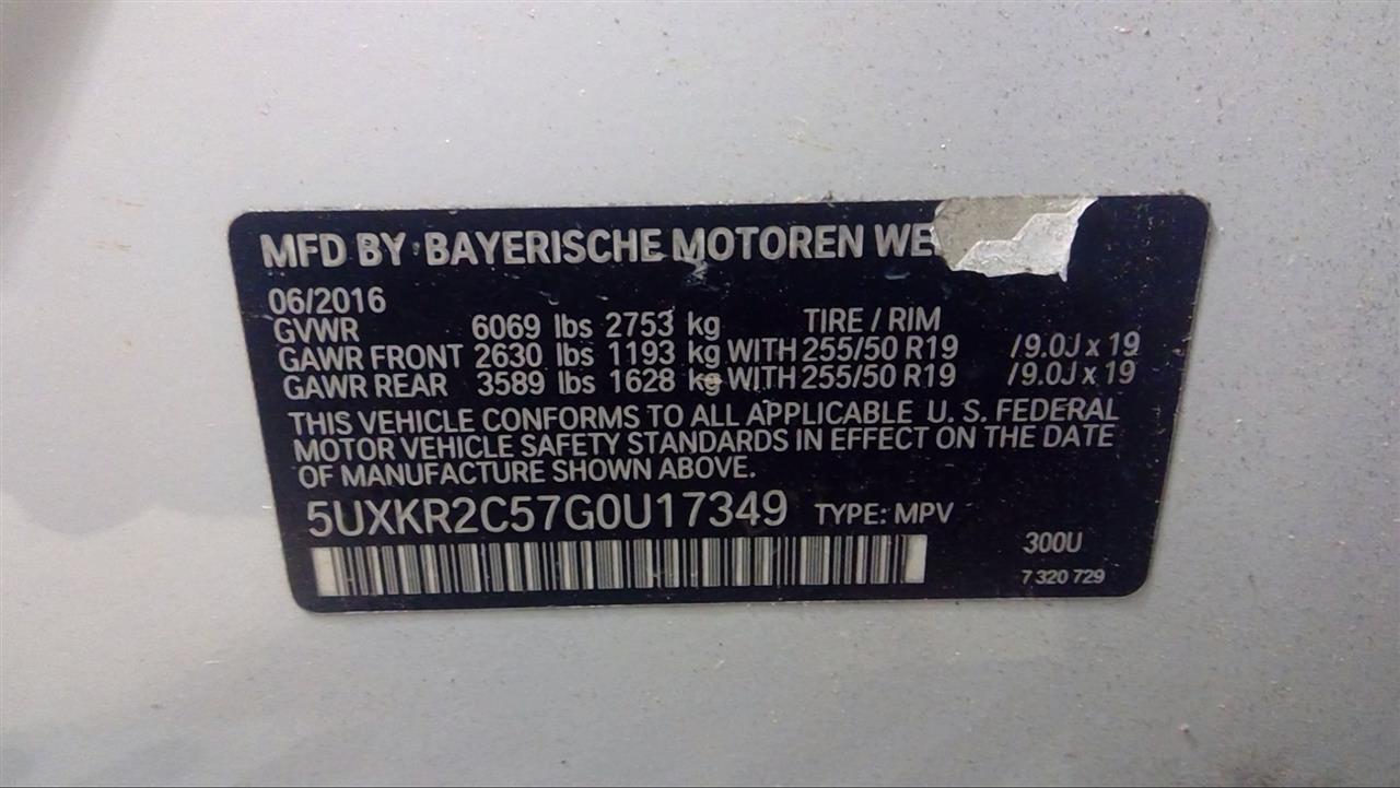 Vehicle/126432_18.jpg