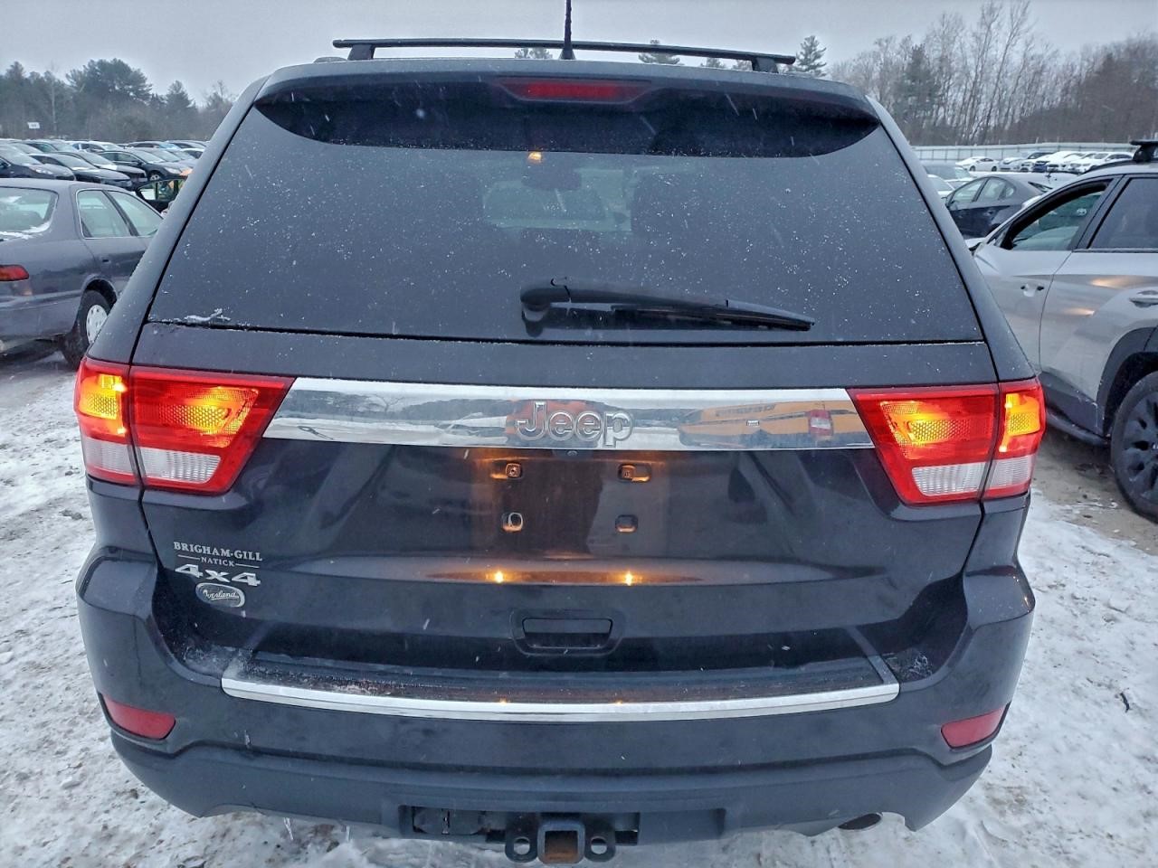 Vehicle/126885_02.jpg