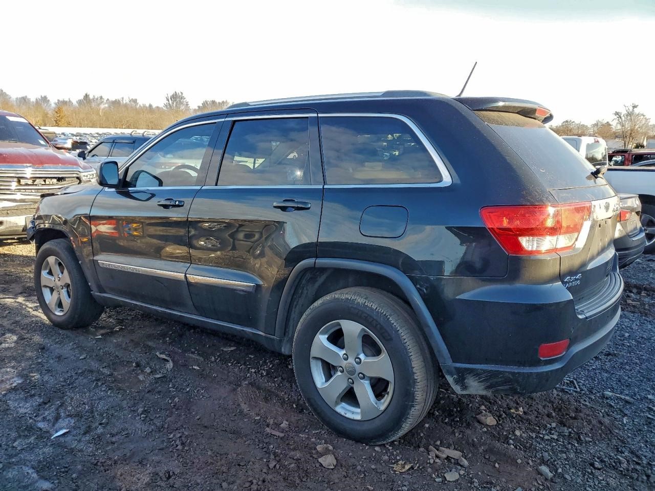 Vehicle/126899_03.jpg