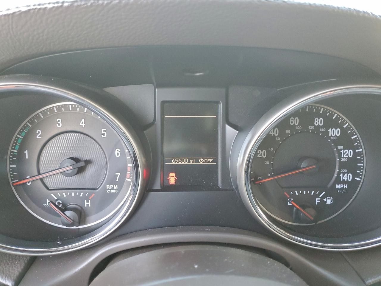 Vehicle/126899_15.jpg