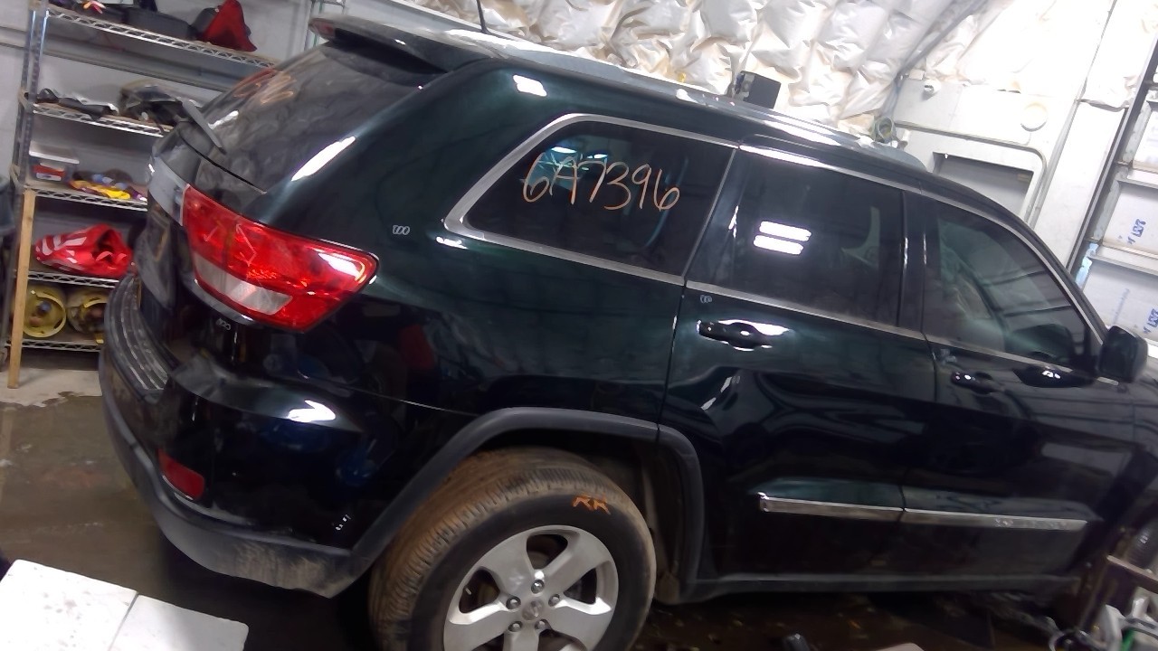 Vehicle/126899_29.jpg