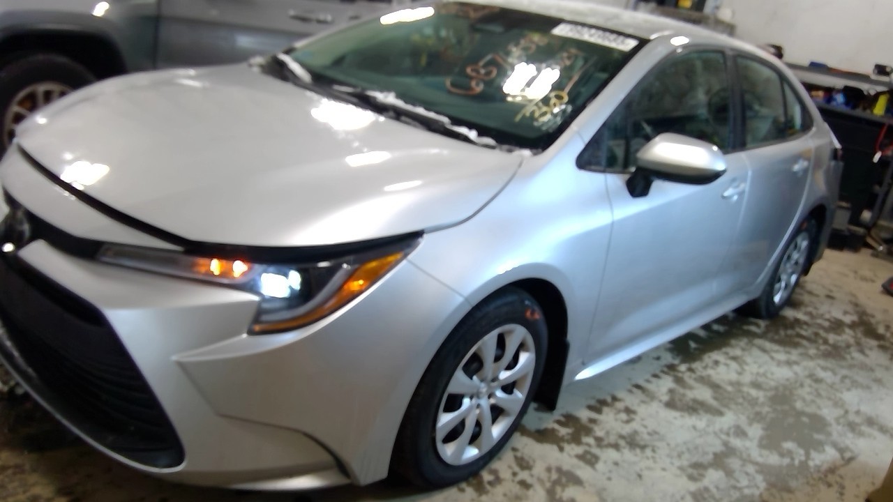 Vehicle/127224_26.jpg