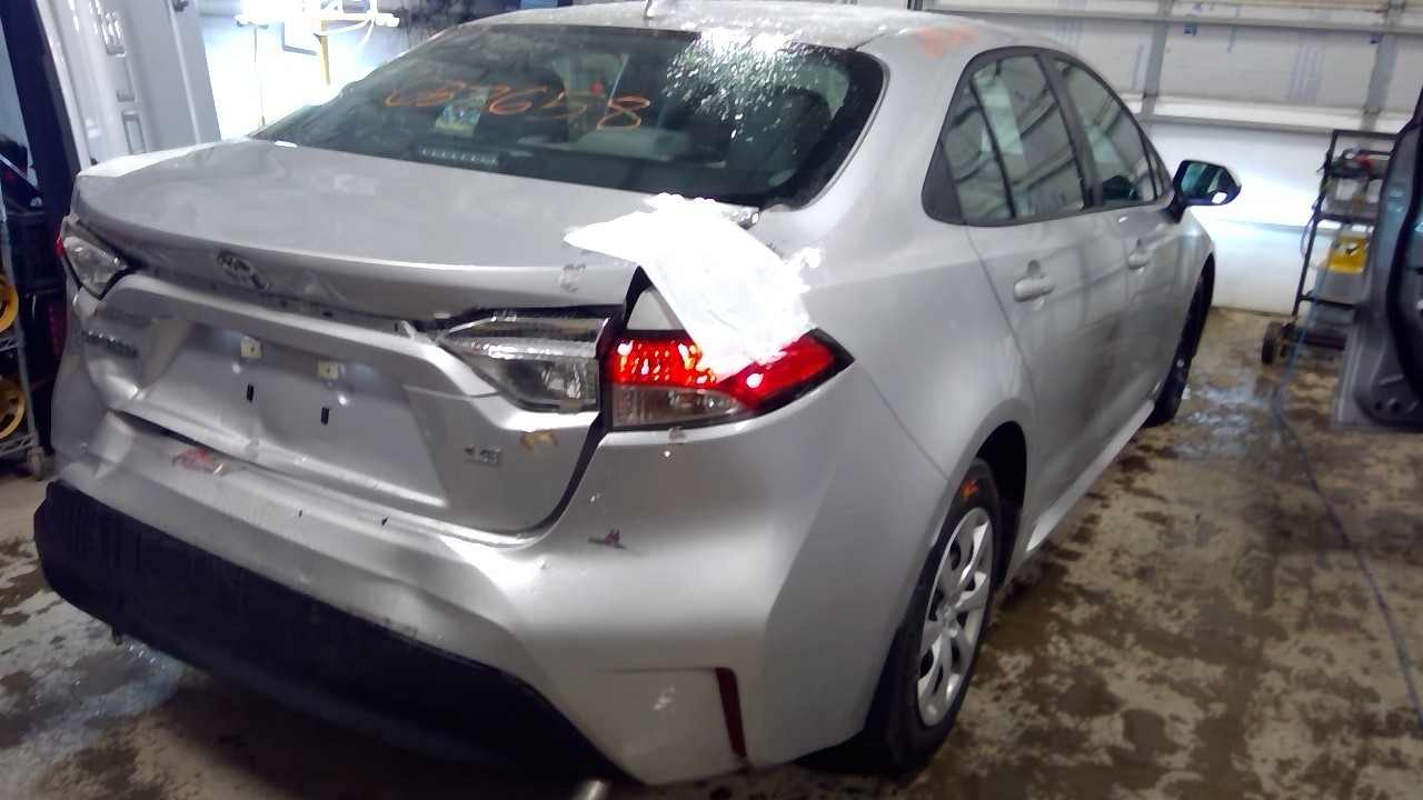 Vehicle/127224_28.jpg
