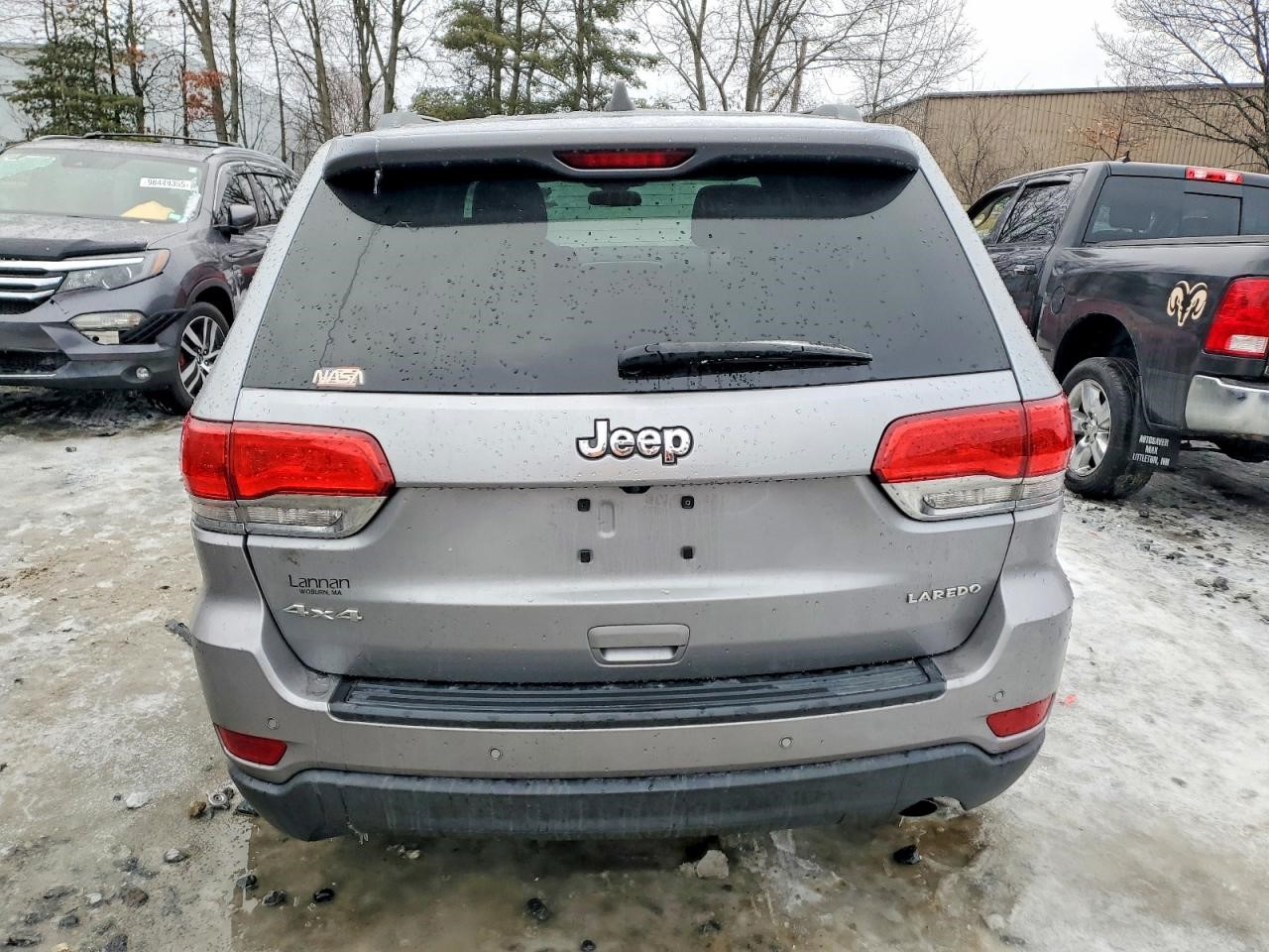 Vehicle/127242_04.jpg