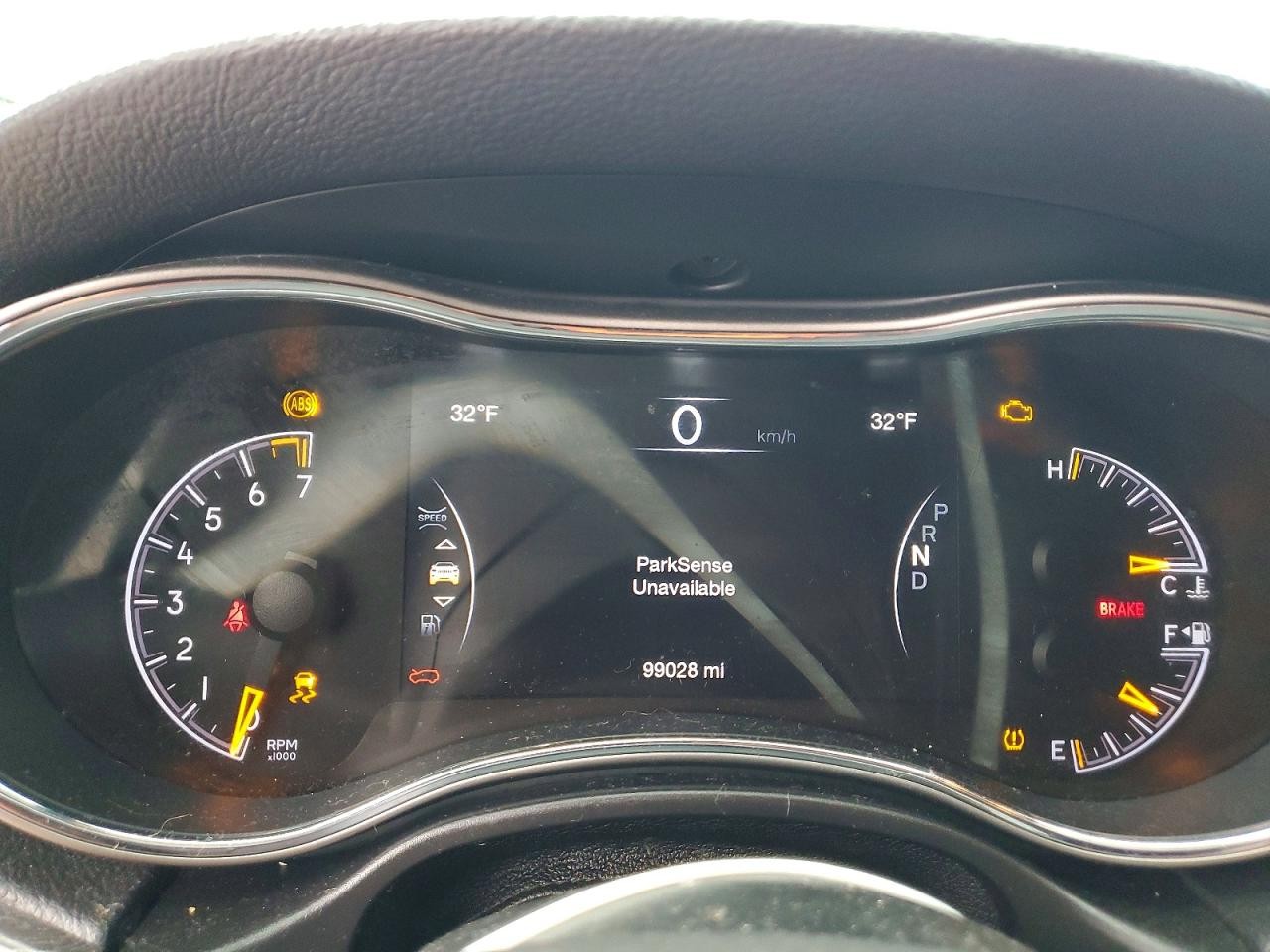 Vehicle/127242_15.jpg