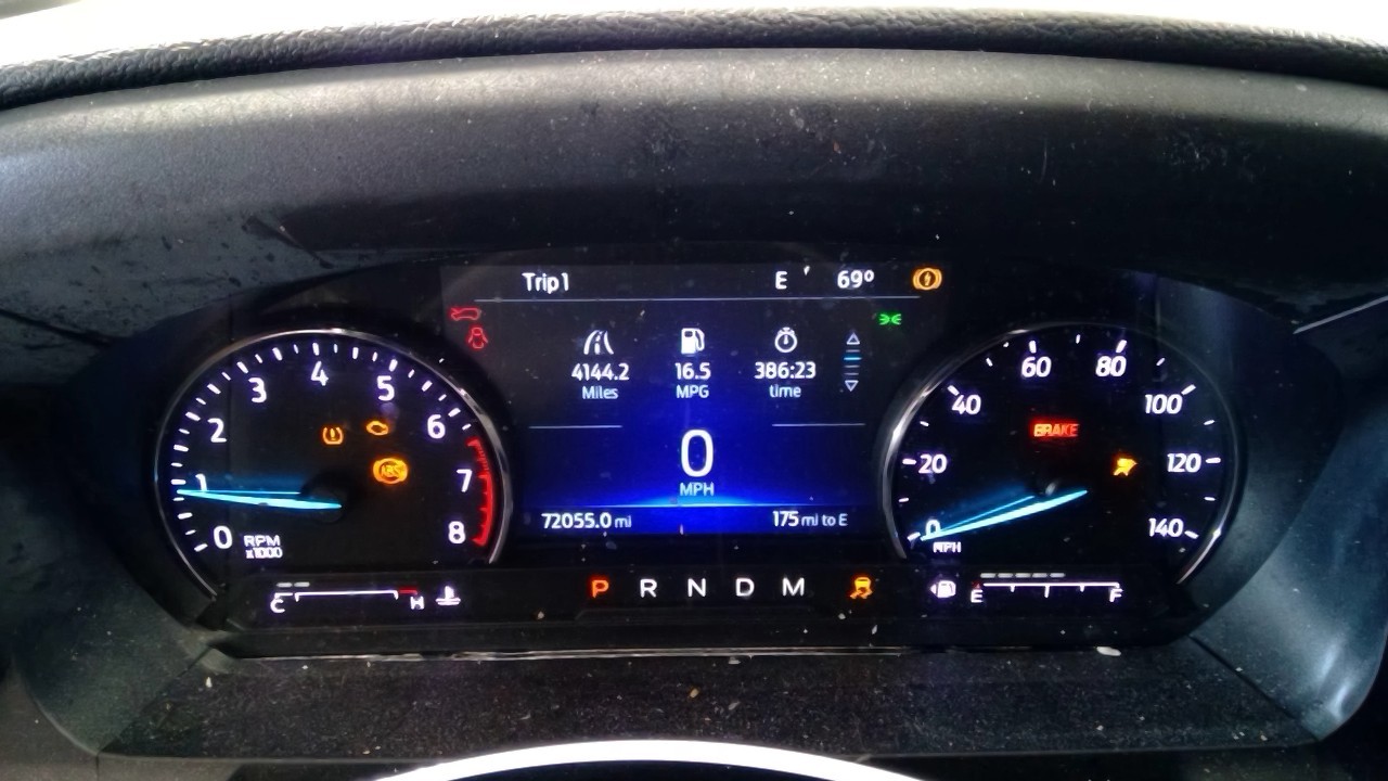 Vehicle/127269_20.jpg