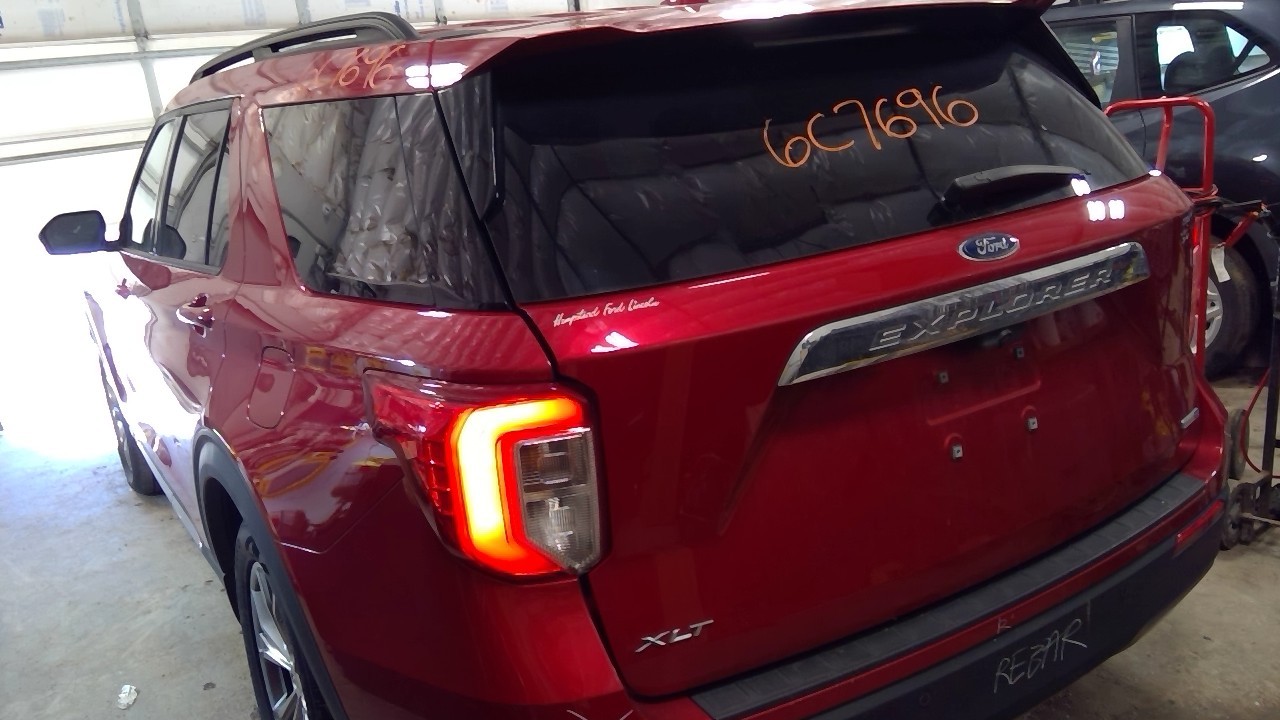 Vehicle/127269_30.jpg