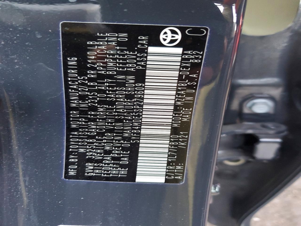 Vehicle/127347_18.jpg