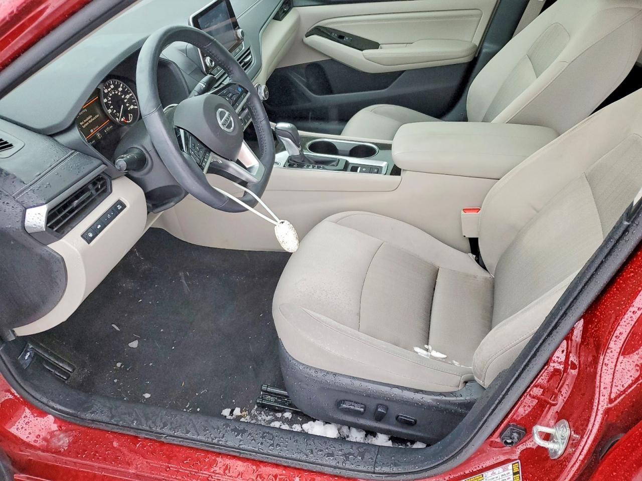 Vehicle/127412_13.jpg