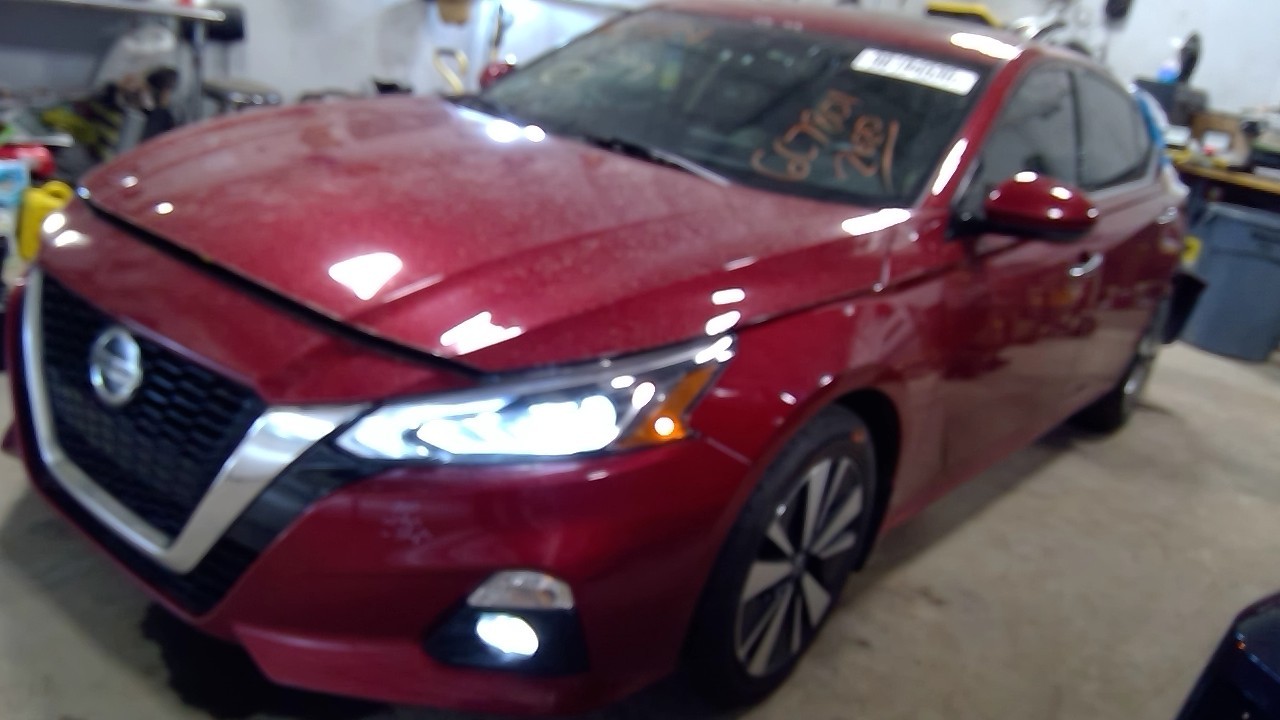 Vehicle/127412_26.jpg
