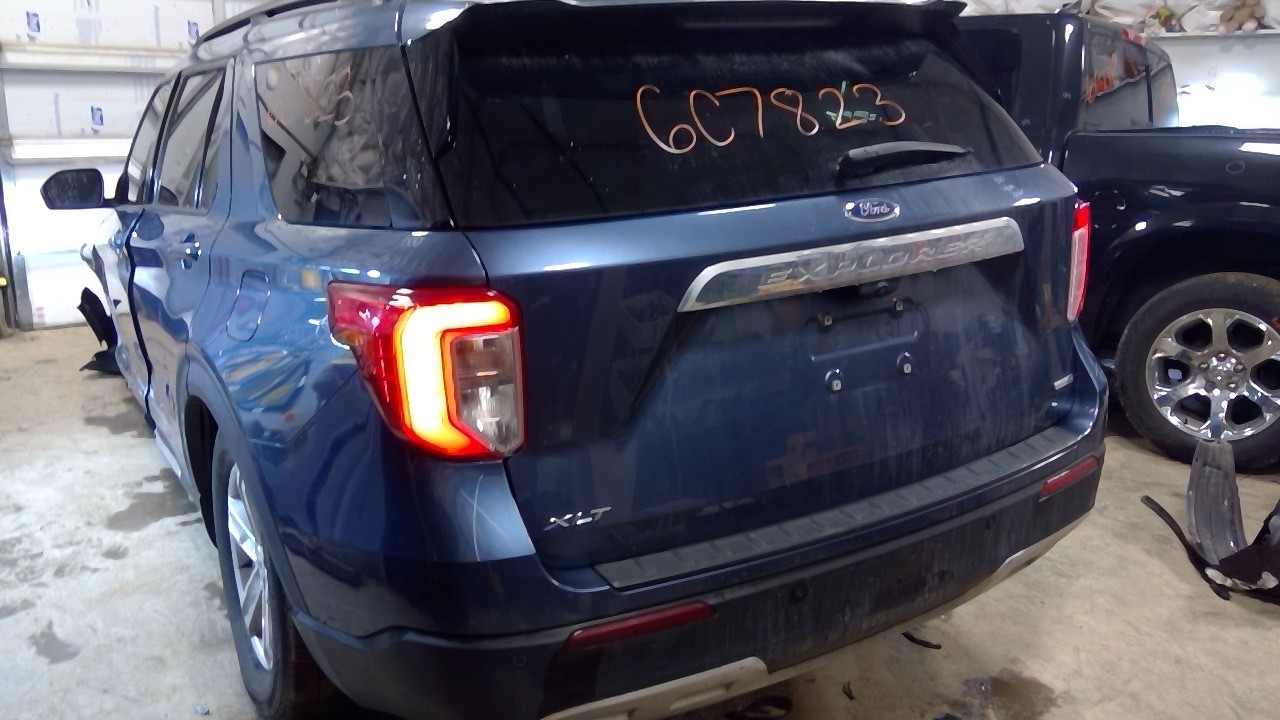 Vehicle/127439_32.jpg