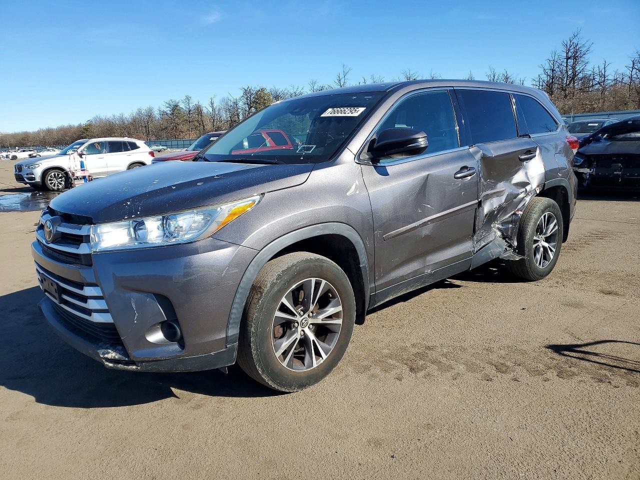 Vehicle/127598_07.jpg