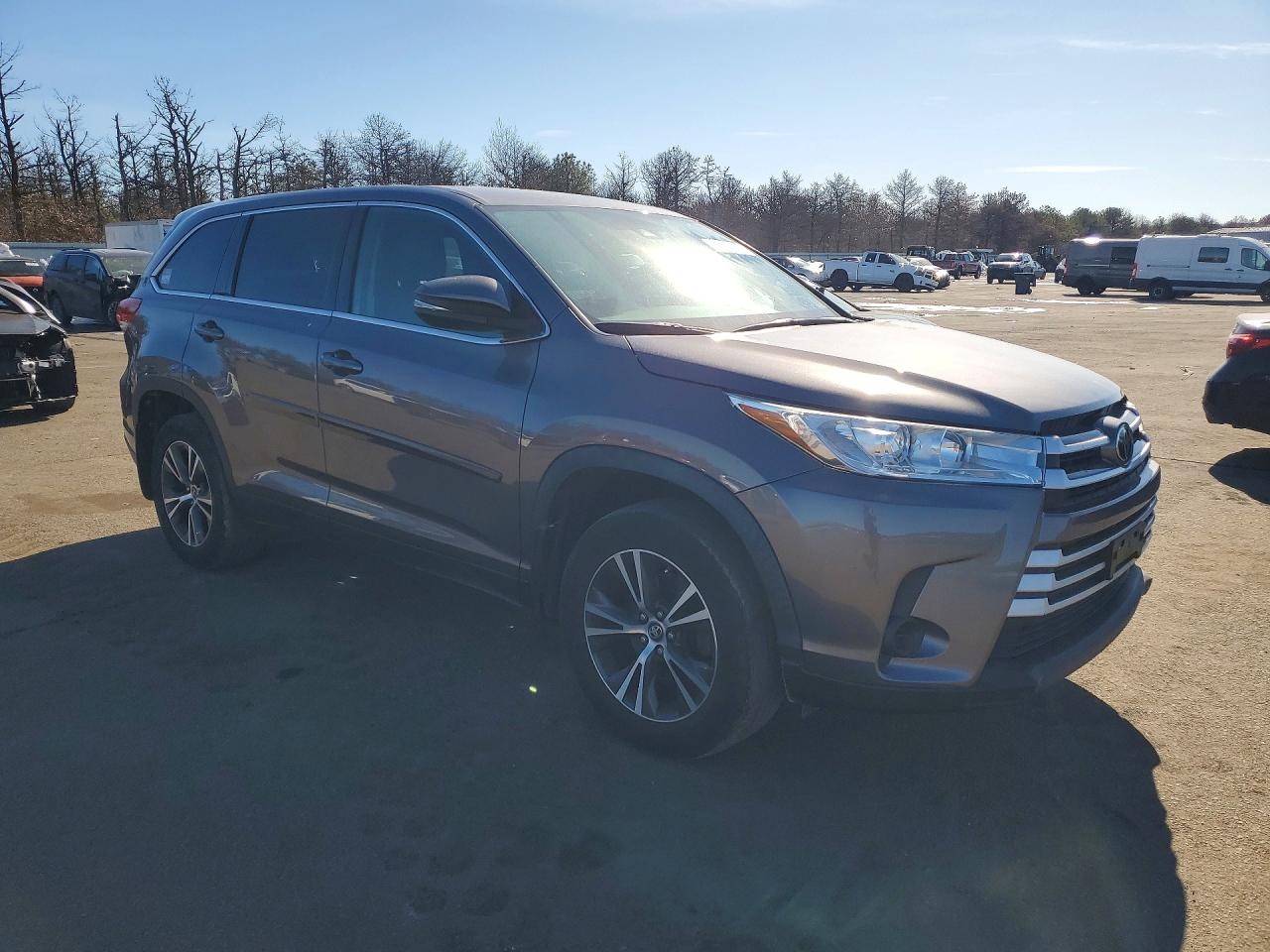 Vehicle/127598_10.jpg