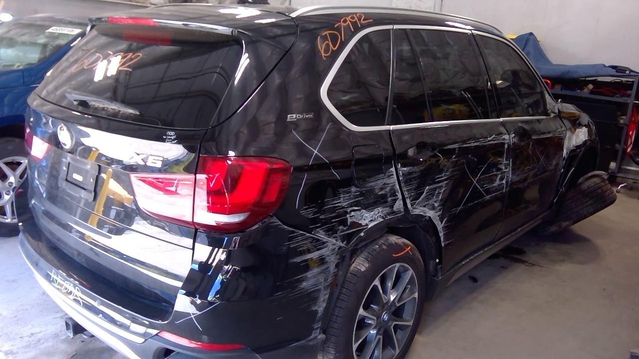 Vehicle/127665_29.jpg