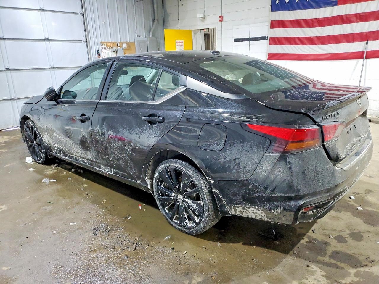 Vehicle/127836_01.jpg