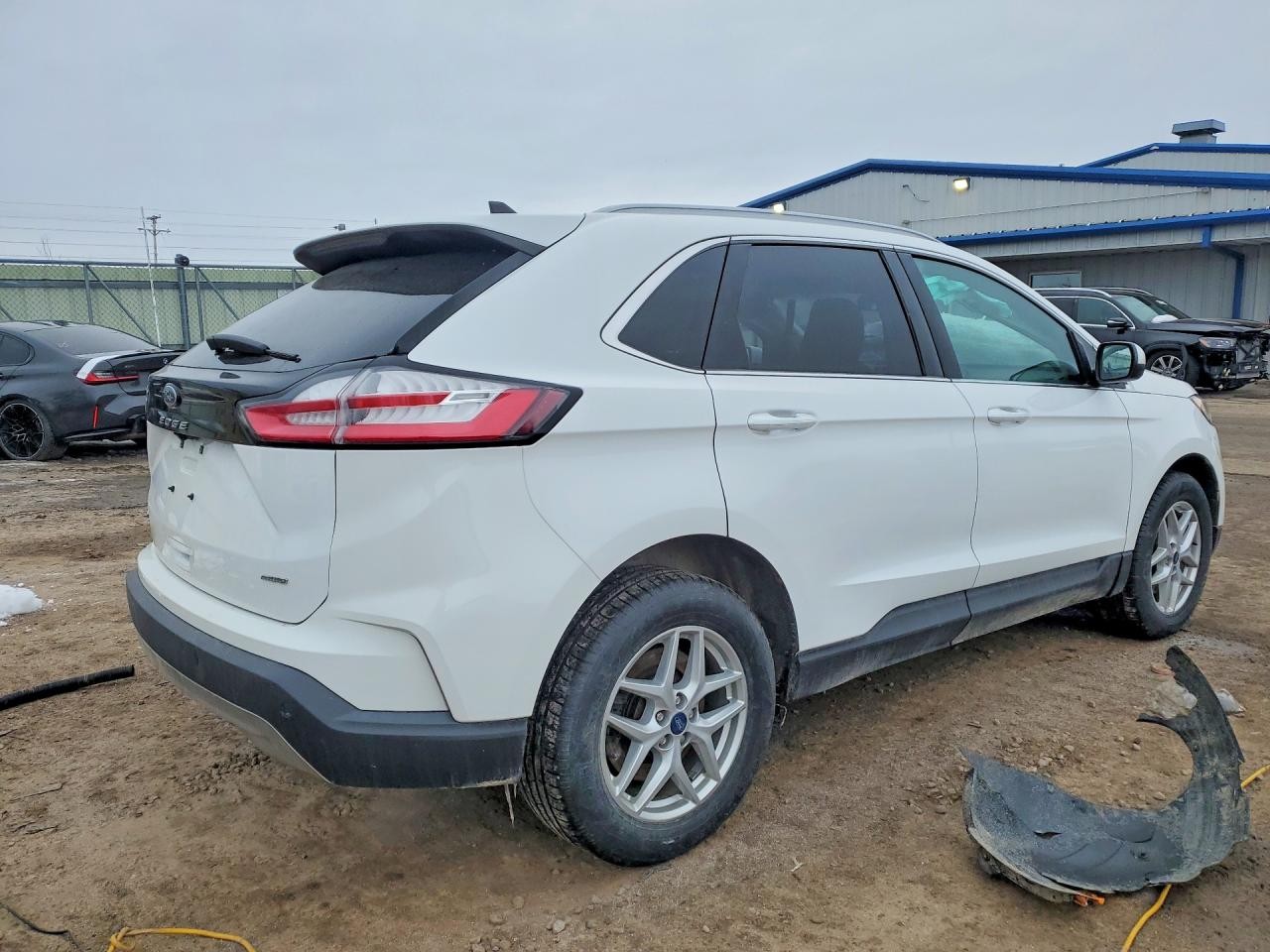Vehicle/127849_01.jpg