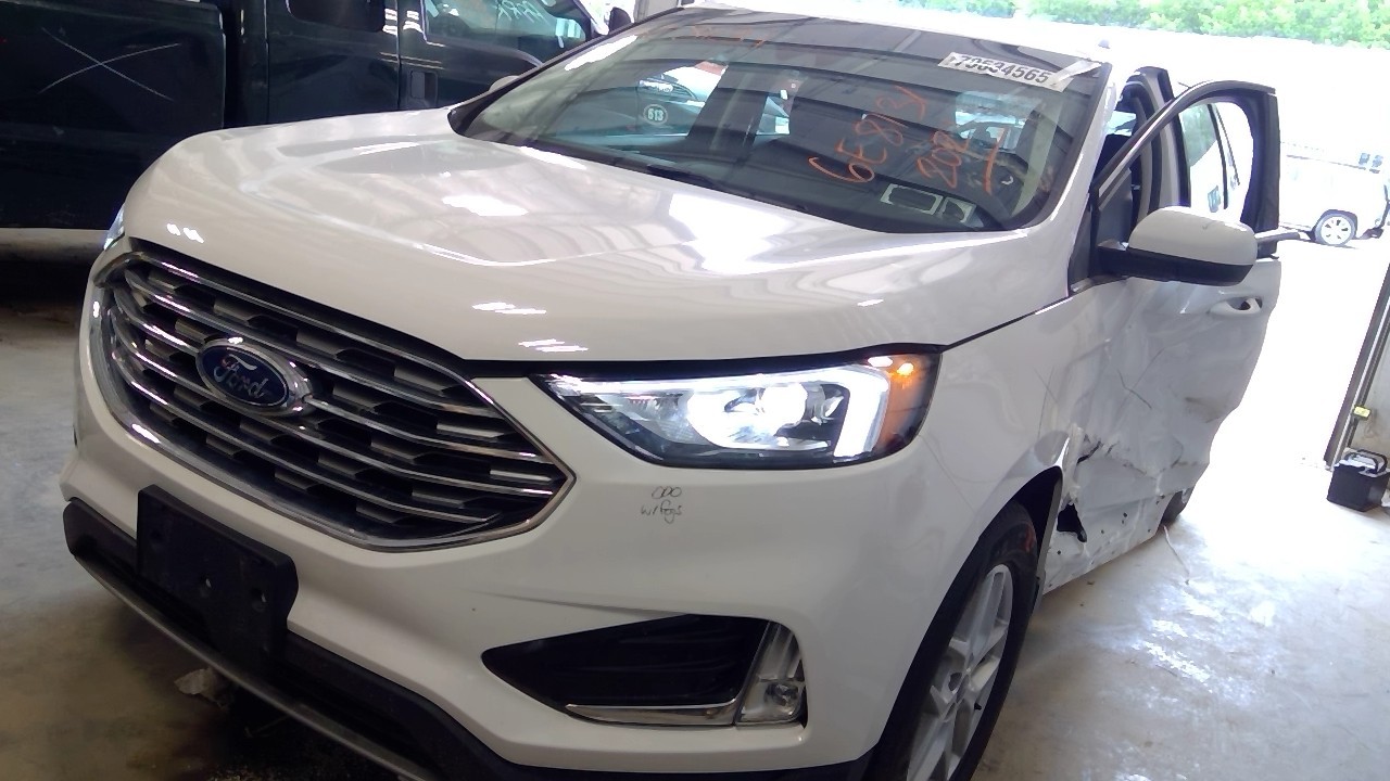 Vehicle/127849_29.jpg