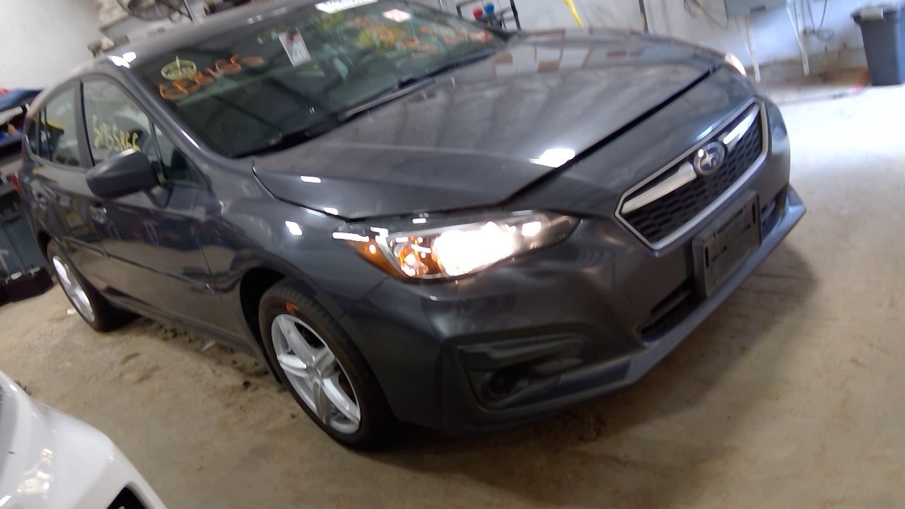 Vehicle/127893_28.jpg