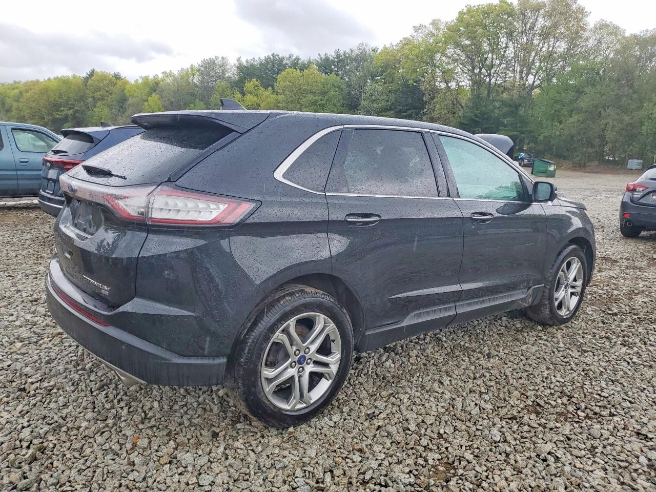 Vehicle/127931_03.jpg