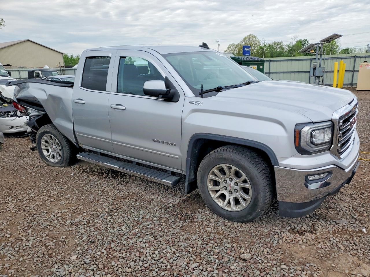 Vehicle/127953_03.jpg