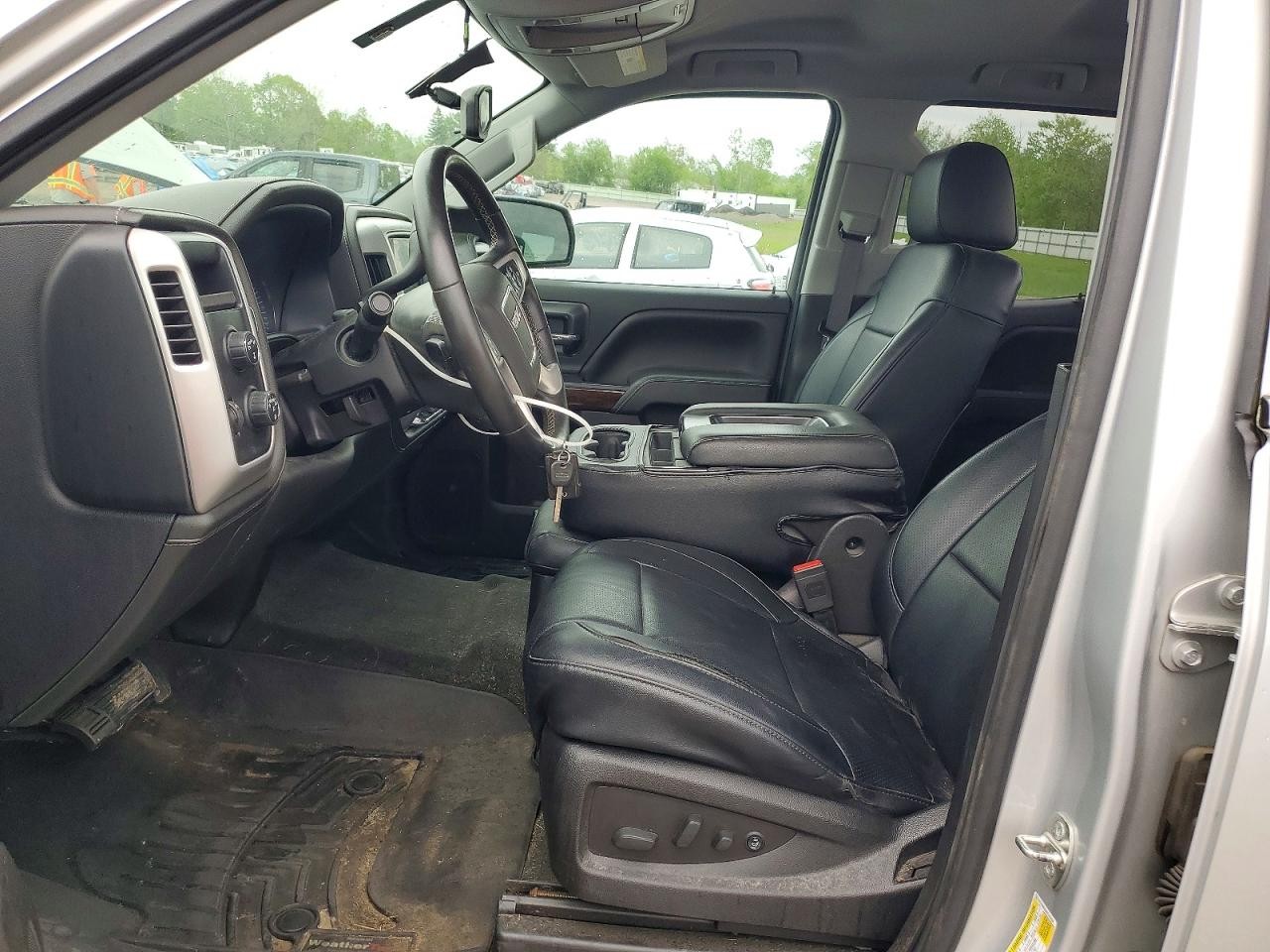 Vehicle/127953_13.jpg