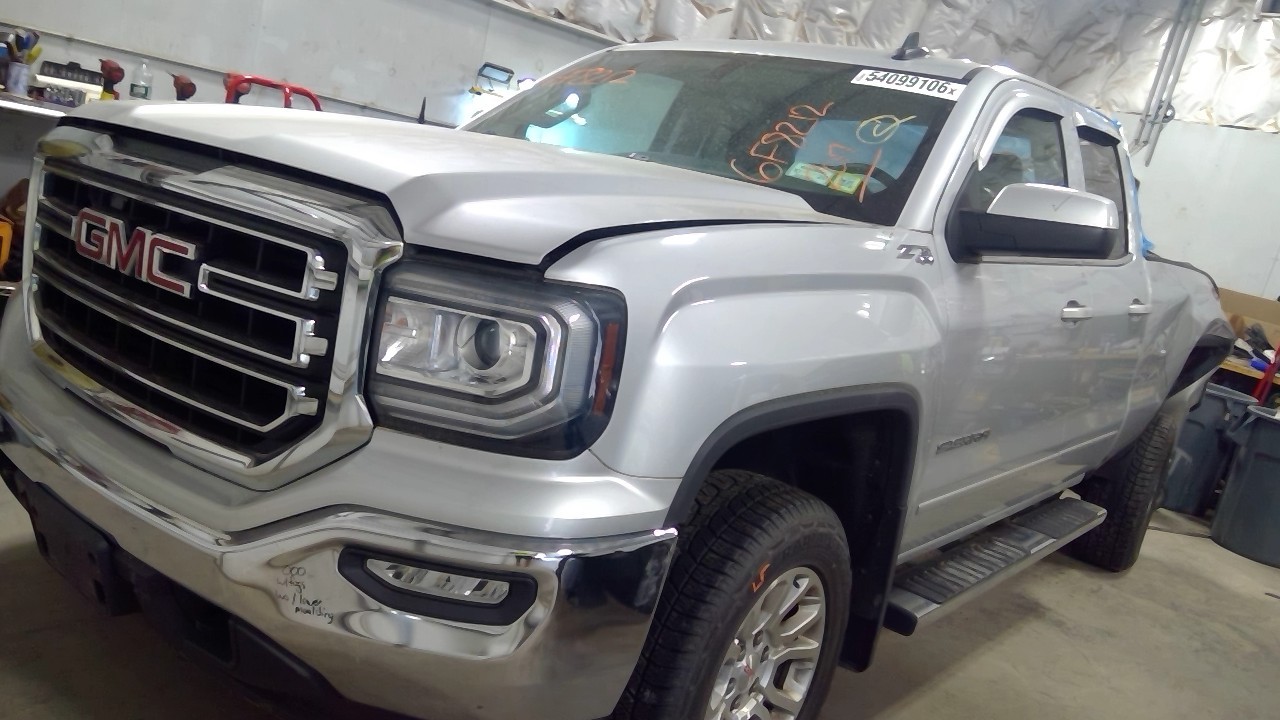 Vehicle/127953_25.jpg