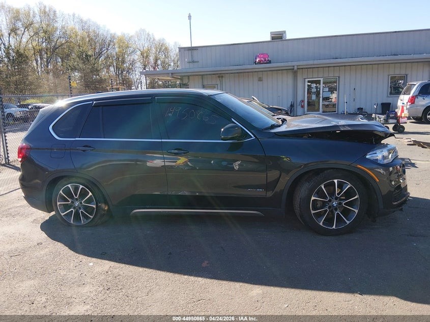Vehicle/127974_03.jpg