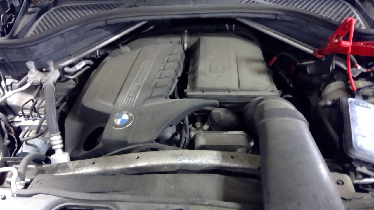 Vehicle/127974_30.jpg