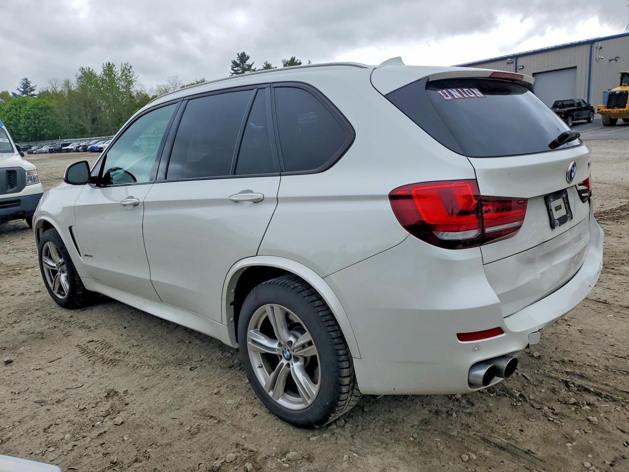 Vehicle/127985_08.jpg