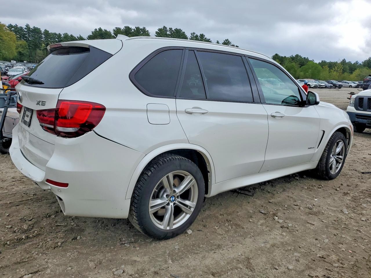 Vehicle/127985_09.jpg