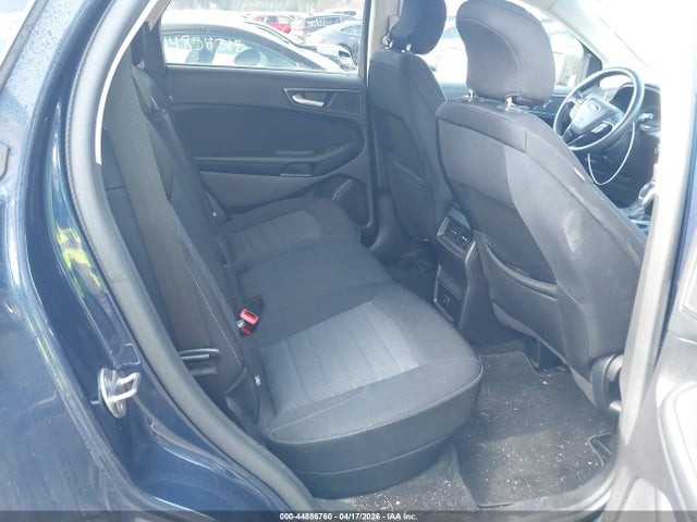 Vehicle/127992_14.jpg