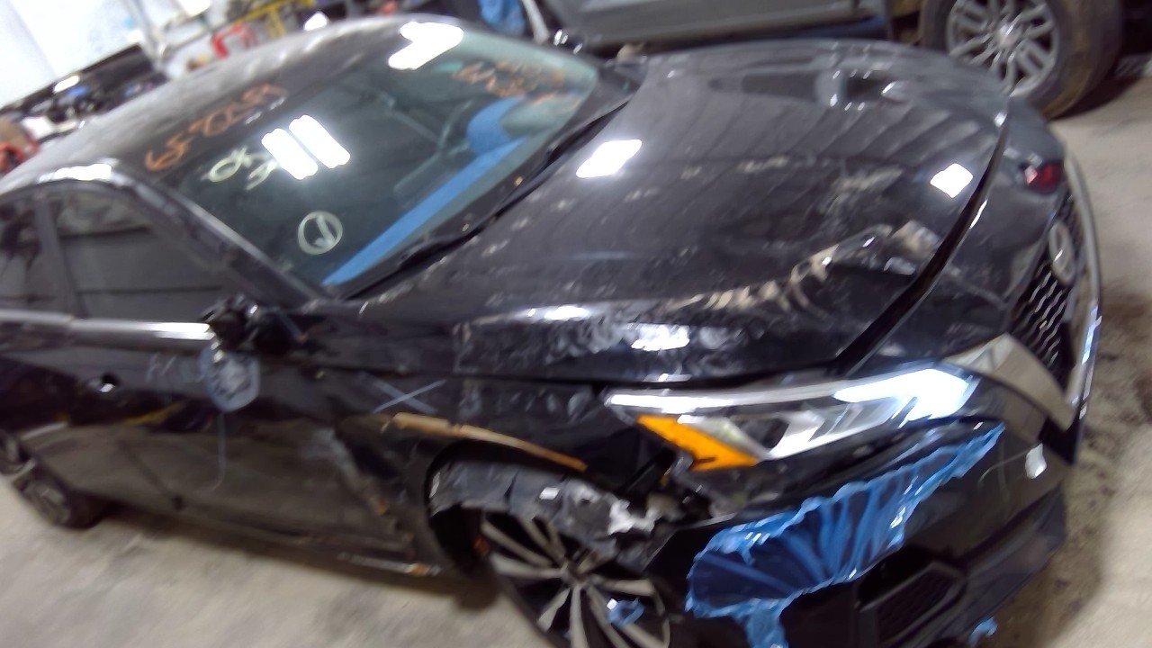 Vehicle/128012_27.jpg