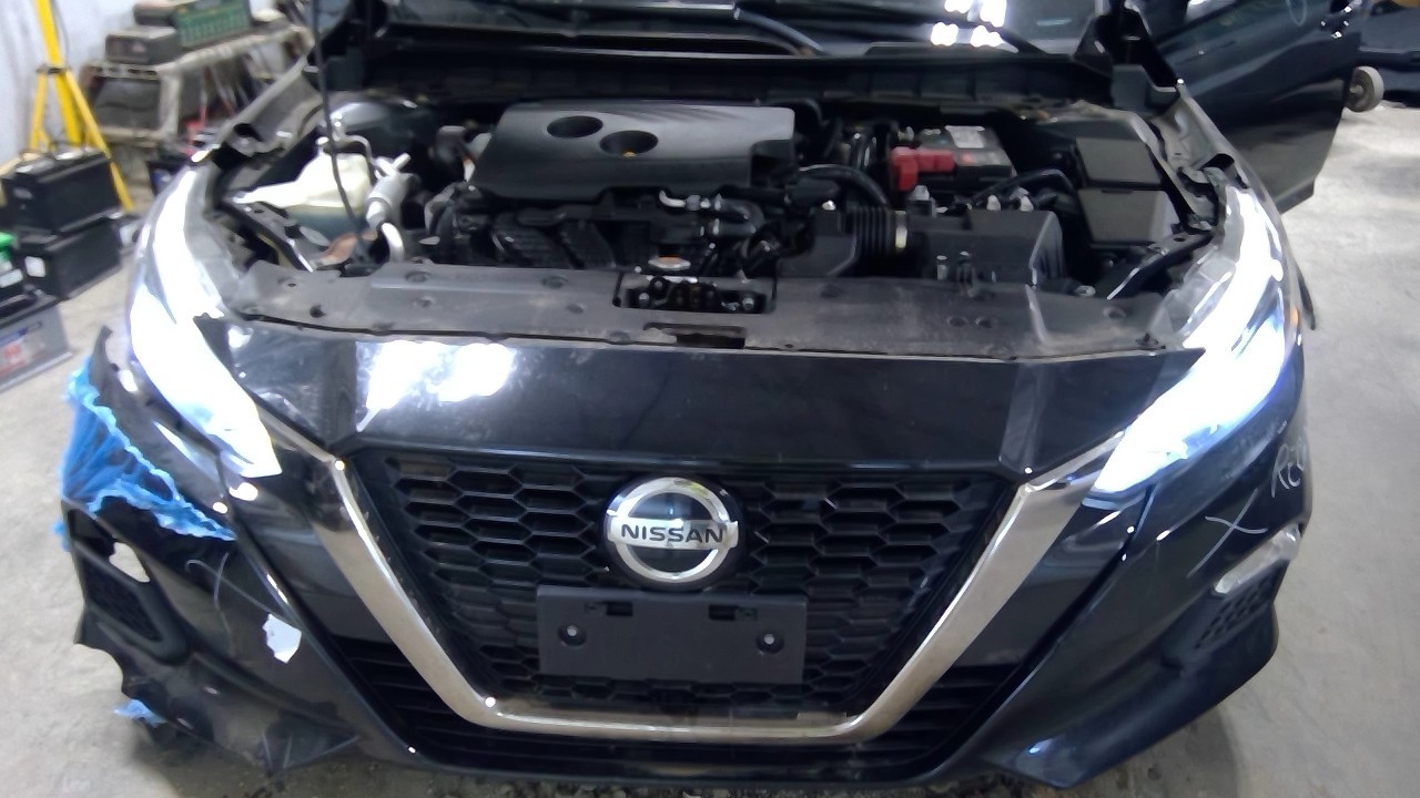 Vehicle/128012_30.jpg