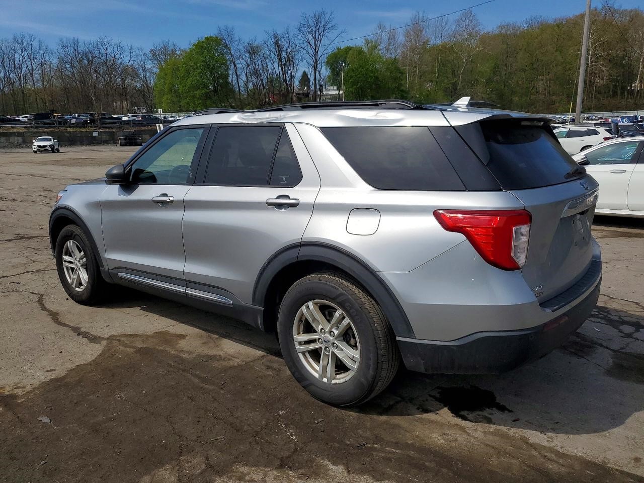 Vehicle/128027_03.jpg
