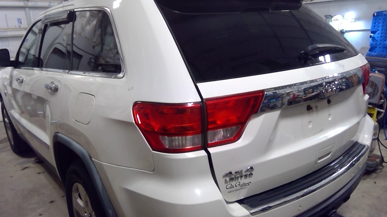 Vehicle/128087_32.jpg