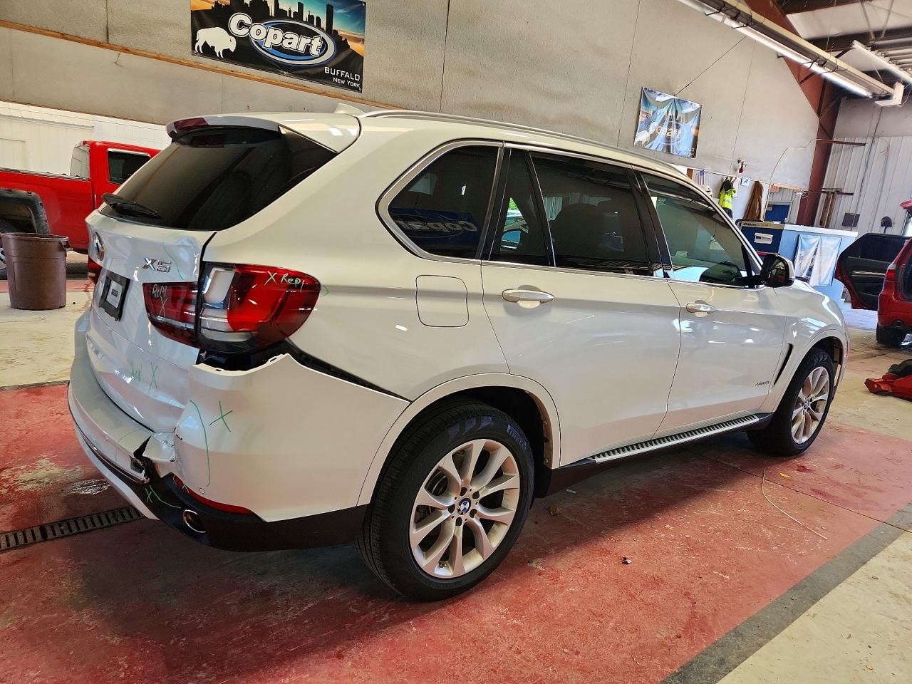 Vehicle/128105_05.jpg