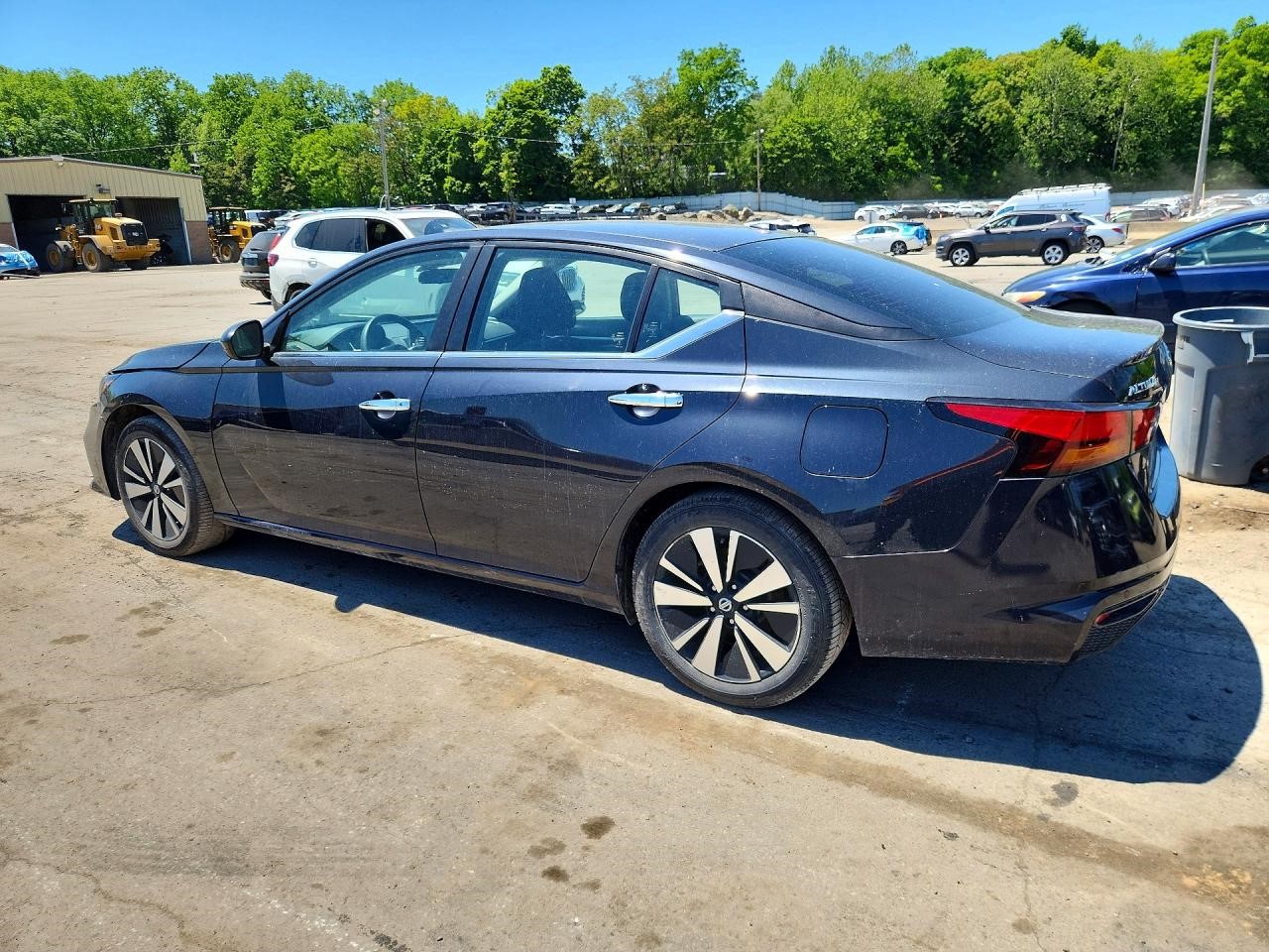 Vehicle/128125_02.jpg