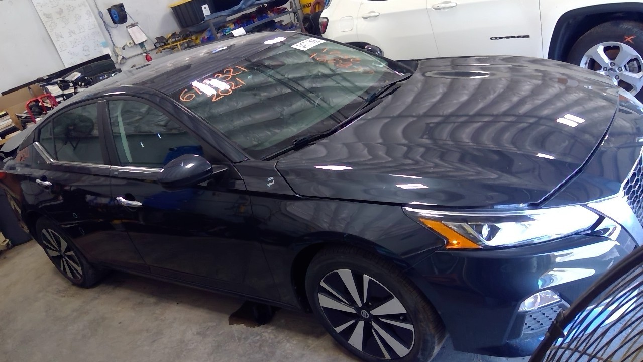 Vehicle/128125_32.jpg