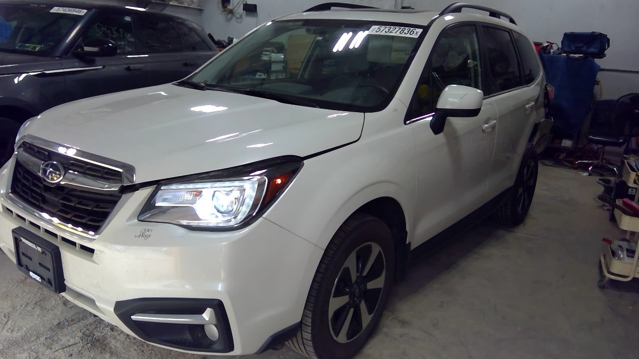 Vehicle/128227_27.jpg