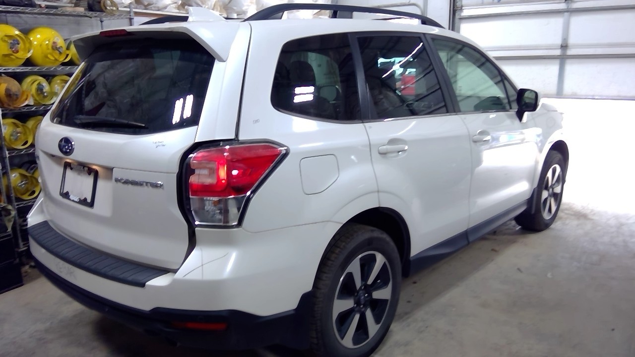 Vehicle/128227_29.jpg
