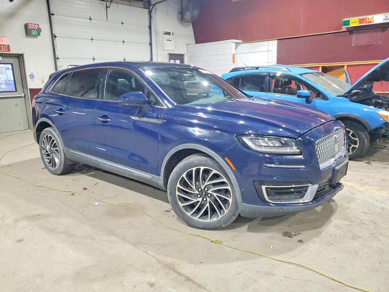 Vehicle/128262_01.jpg