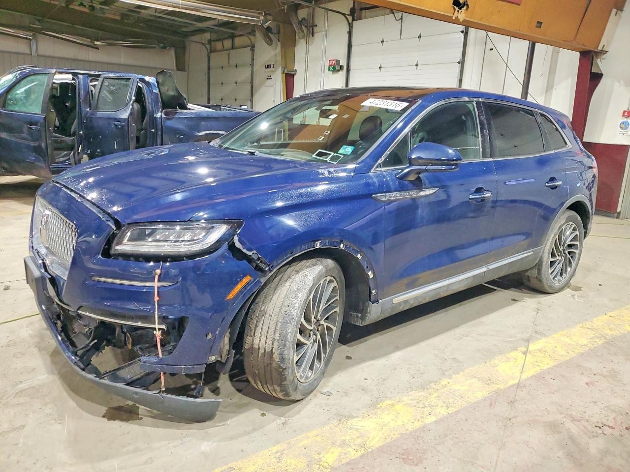 Vehicle/128262_07.jpg