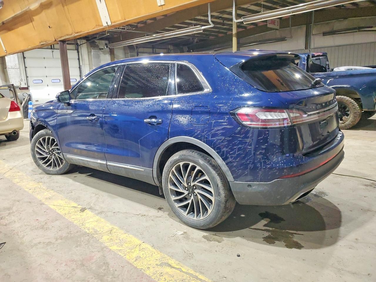 Vehicle/128262_08.jpg