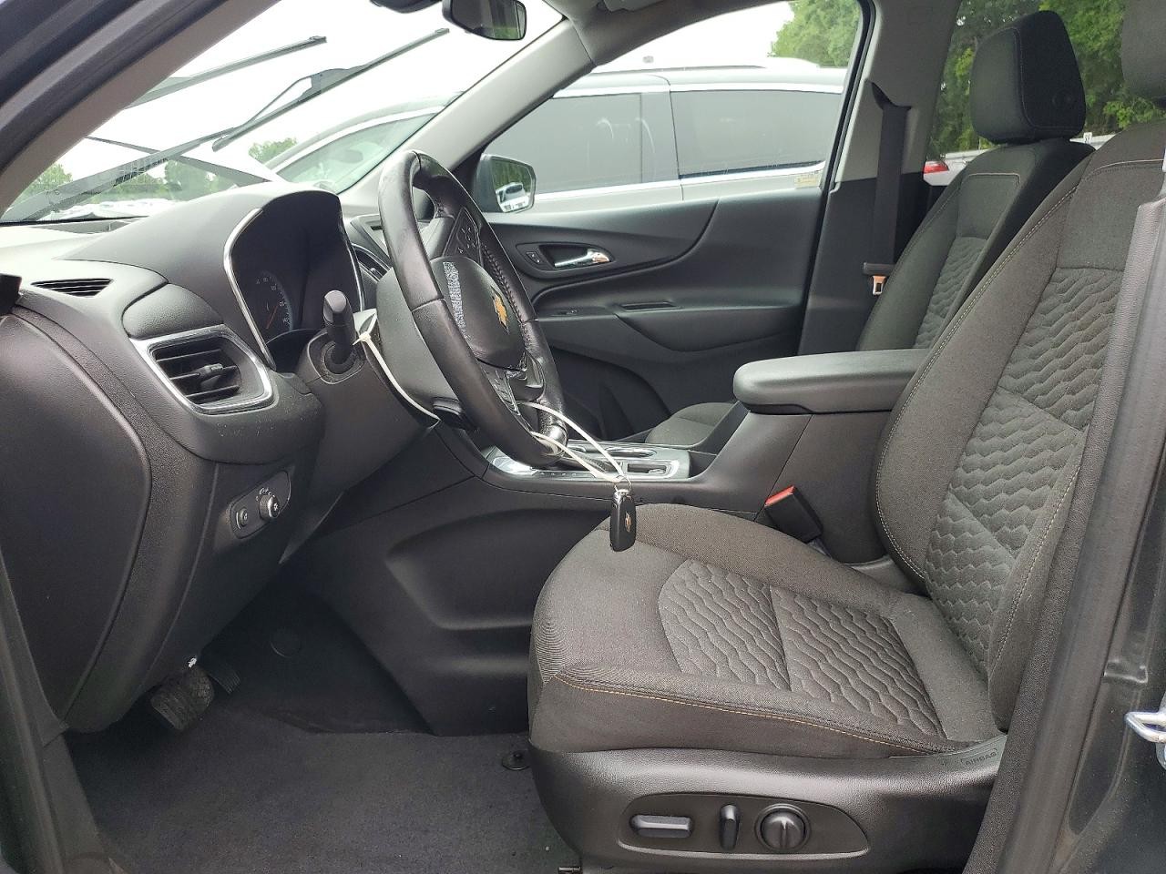 Vehicle/128311_13.jpg
