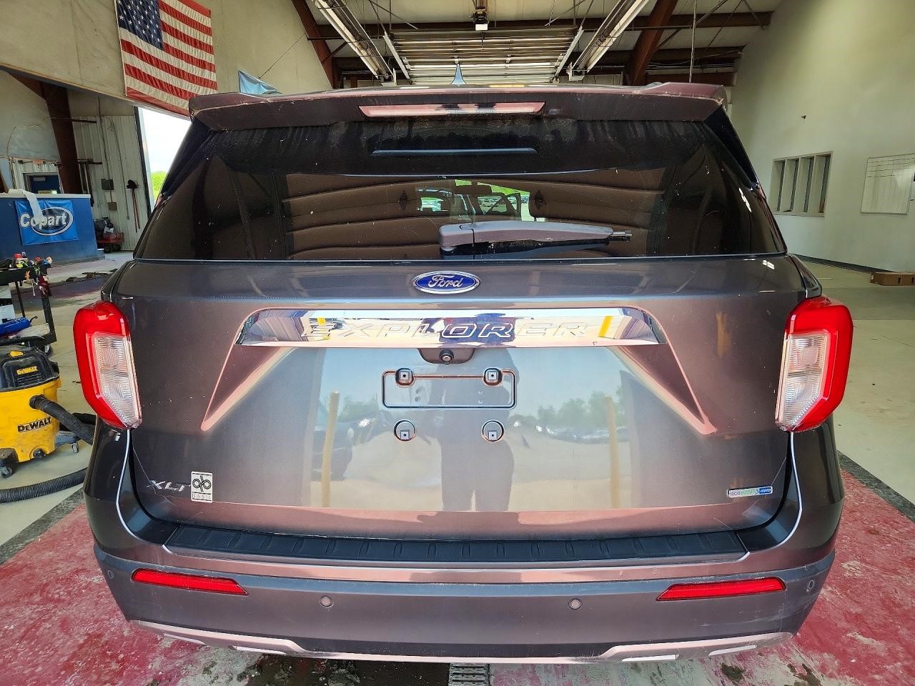Vehicle/128321_02.jpg