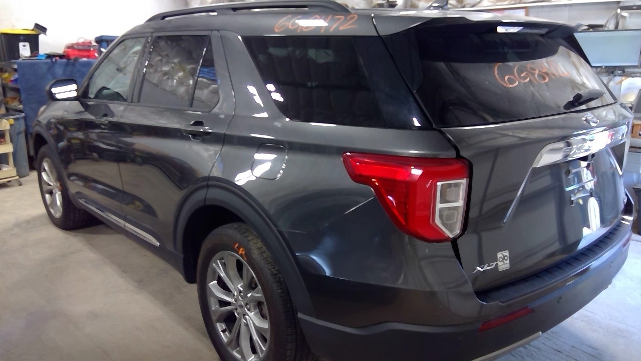Vehicle/128321_29.jpg