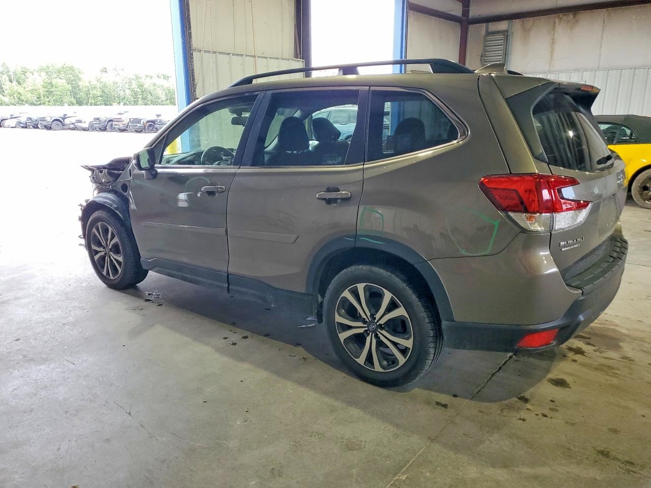 Vehicle/128322_02.jpg