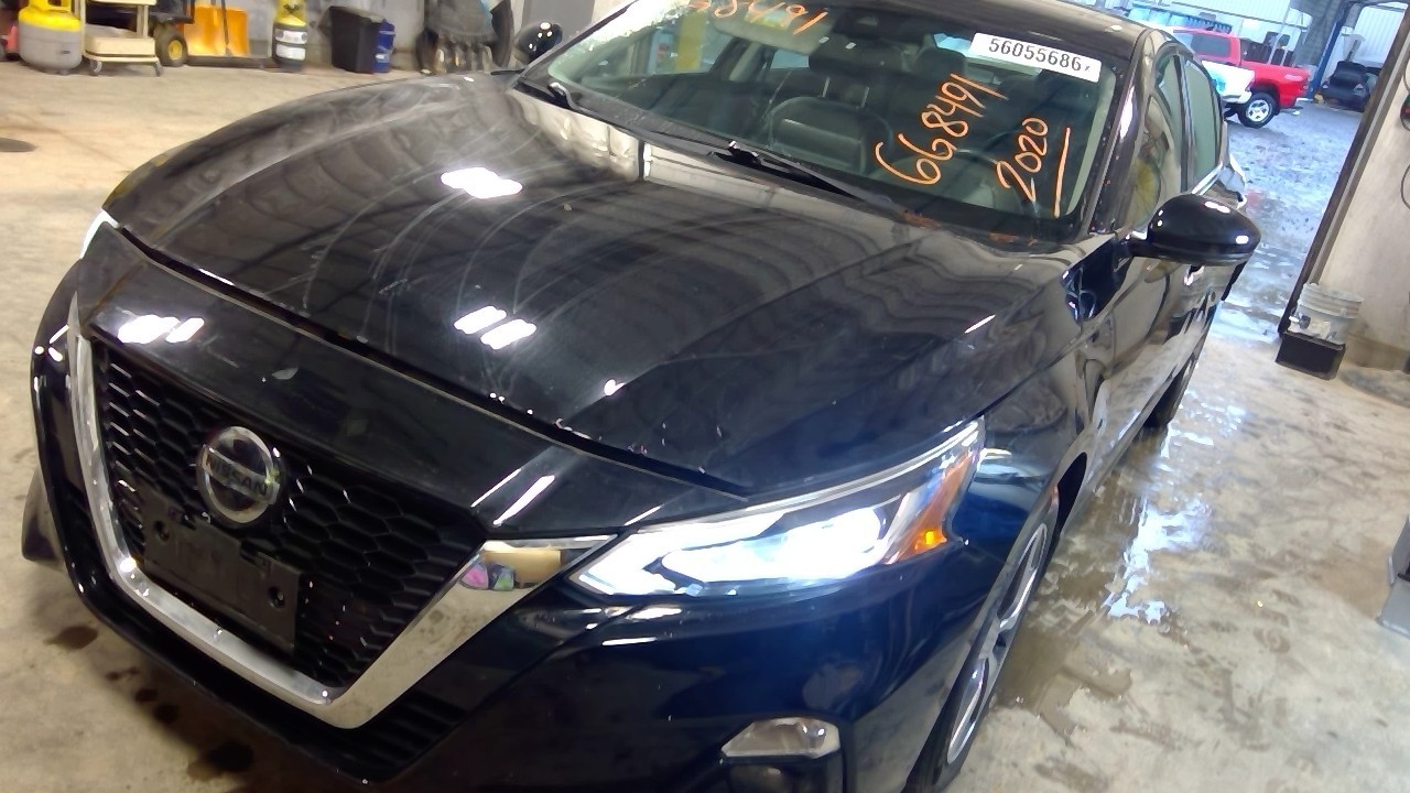 Vehicle/128347_24.jpg